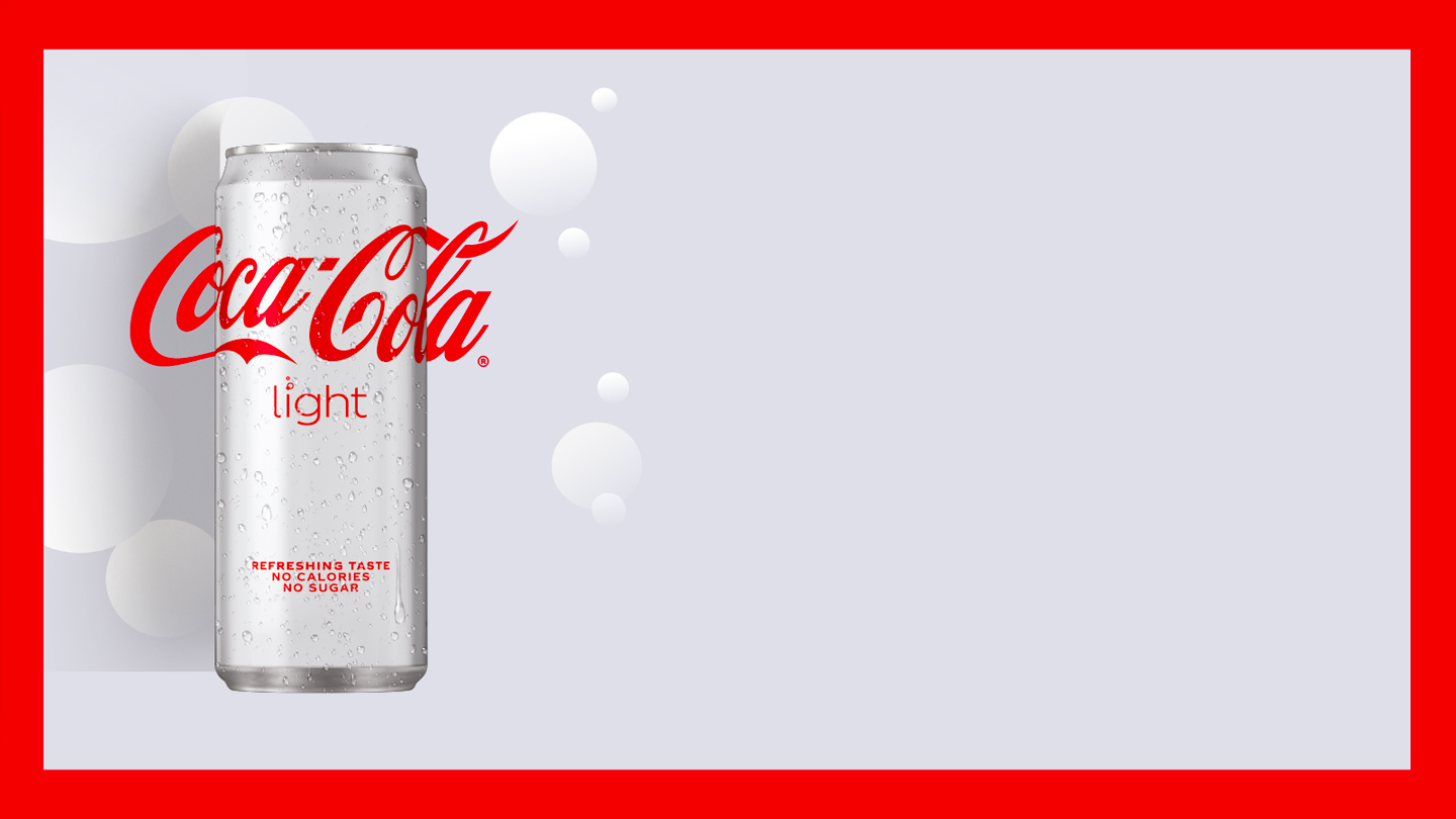 Afbeelding van een zilverkleurig Coca-Cola Light-blik met het rode logo “Coca-Cola” en daaronder het kleine rode woord “light”. Op het blik staat ook de tekst “Refreshing Taste, No Calories, No Sugar”. Op de achtergrond zijn witte bellen te zien op een lichtgrijze achtergrond.