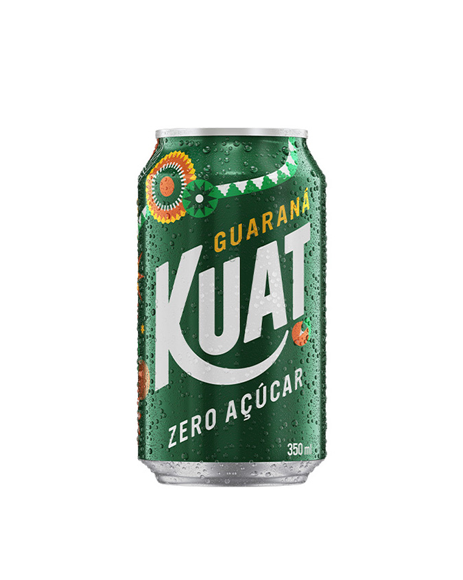 Uma lata de Kuat Sem Açúcares em um fundo branco.