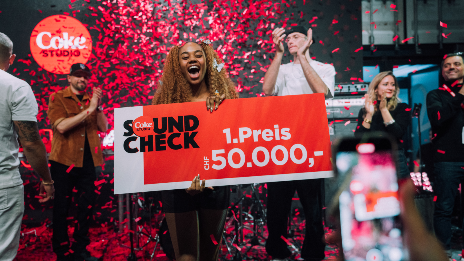 Gewinnerin CokeSTUDIO Soundcheck 2022: Nicky B Fly